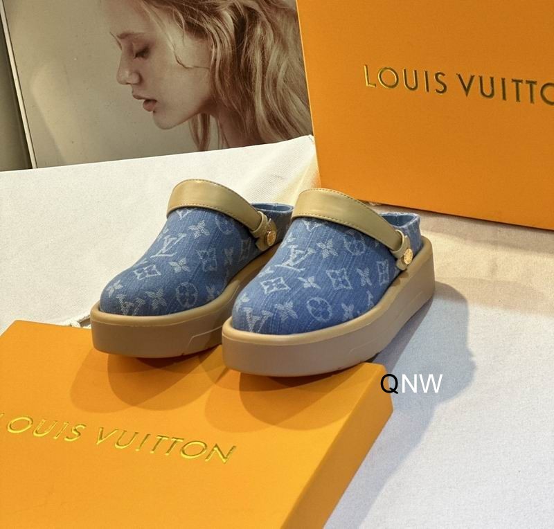 LV Women's Shoes 249